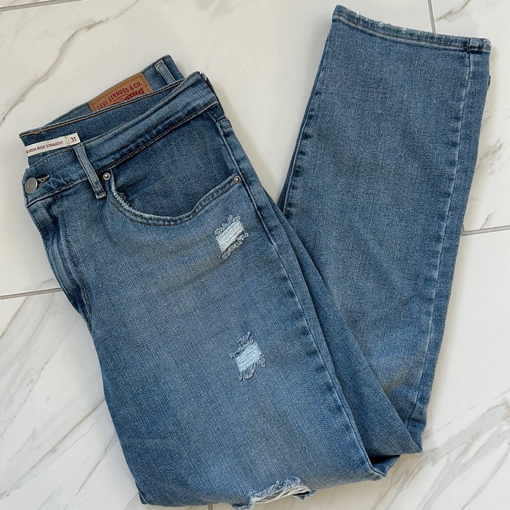 Levi’s 724 high rise straight leg cropped jeans distressed denim
